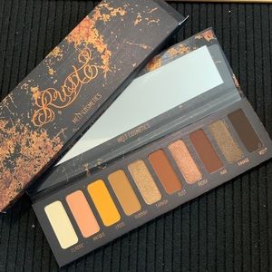 Melt Cosmetics Rust eyeshadow palette